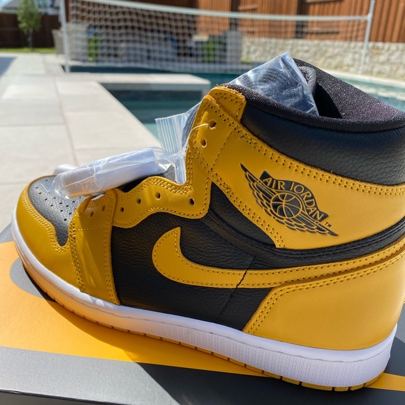 Air Jordan 1 High Retro “Pollen”❌SOLD❌ - Picture 7 of 16